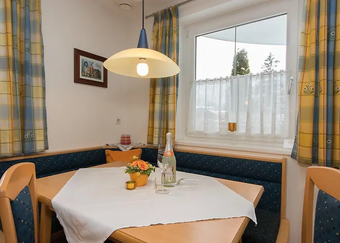 아파트 Appartementhaus Anna 레오강